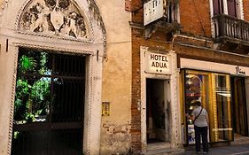 Hotel Adua